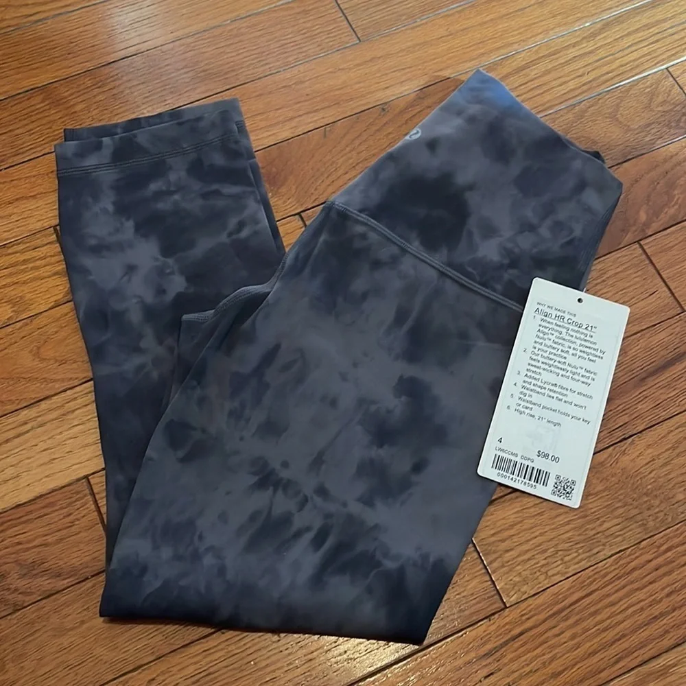 NWT lululemon align HR crop 21” diamond dye pitch grey graphite grey